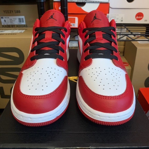 Nike Air Jordan 1 Low Bulls Black White Red Shoes 553560-163 553558-163 GS & Men - Picture 3 of 11